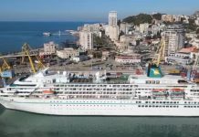 Kroçera “MS Amadea” me 700 turistë të huaj viziton Durrësin