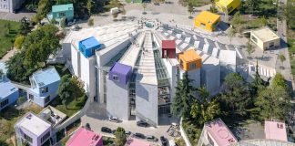 “Designboom”: Piramida e Tiranës, monumenti i saporinovuar i Shqipërisë