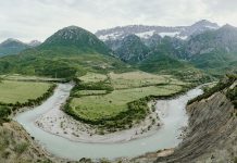 “National Geographic Traveller”: Shqipëria mes destinacioneve më emocionuese për të vizituar në 2024-n