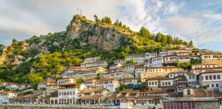 “Zelosos por Buenas Renovables”: Eksploroni Beratin, thesarin e fshehur të Shqipërisë