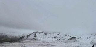 Dëbora e parë në Alpe, pamjet e mrekullueshme të liqenit të Sylbicës