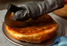 New York Magazine shkruan për “burektoren” shqiptare “Blend’s Bakery and Grill”