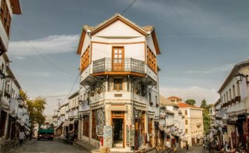 Faqja e njohur britanike: Shqipëria destinacioni ”hot” evropian për 2024-n