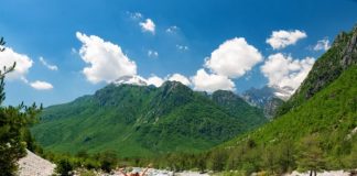“Travel off Path”: Shqipëria, destinacioni evropian me rritjen më të shpejtë të turizmit