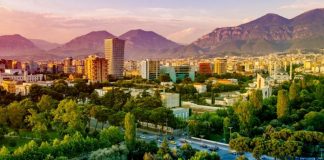“Zelosos por Buenas Renovables”: Tirana, kryeqyteti mbresëlënës i Shqipërisë