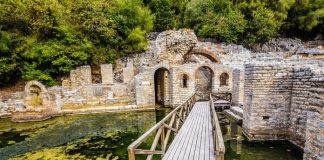 “Zelosos por Buenas Renovables”: Vizitoni Butrintin, qytetin më të vjetër në Shqipëri