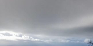 Me mal, det e dëborë në të njëjtin vend, në Majën e Qorres