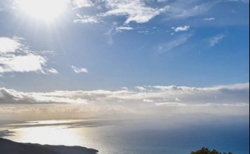 Maja e Qorres në Llogora, mal, det dhe dëborë