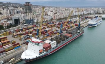 Durrës, rreth 1.7 milionë tonë mallra me konteinerë u përpunuan në 10 muaj