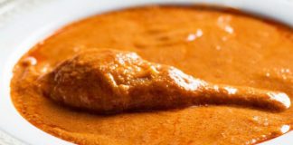 Pulë me Lëng me Miell Misri – Një Recetë e Ngrohtë plot Shije dhe Vlera