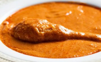 Pulë me Lëng me Miell Misri – Një Recetë e Ngrohtë plot Shije dhe Vlera