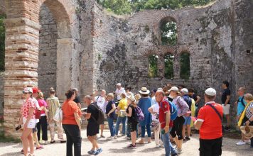 INSTAT: Numri i vizitorëve rritje me 41.4% në tetor