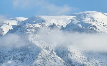 Mali i Gramozit, atraksioni turistik i Kolonjës që frekuentohet nga alpinistët