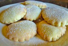 Biskota me Kos – Receta e Lehtë dhe e Ëmbël