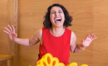 Humori i mirë redukton dhimbjet e stomakut dhe inflamacionin