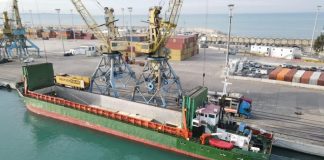 Porti i Durrësit, përpunohen 5 anije me rreth 9 mijë tonë mallra