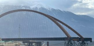 Fillon montimi i urës së madhe të Kukësit!