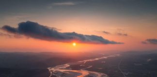 Bukuri mbresëlënëse të peizazhit rreth Vjosës