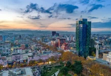 “iNews”: Tirana, qyteti evropian i përsosur për pushime në pranverë