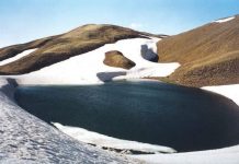 Liqenet akullnajore në Gramoz të Kolonjës