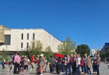 1.7 milionë turistë të huaj në 3 muaj