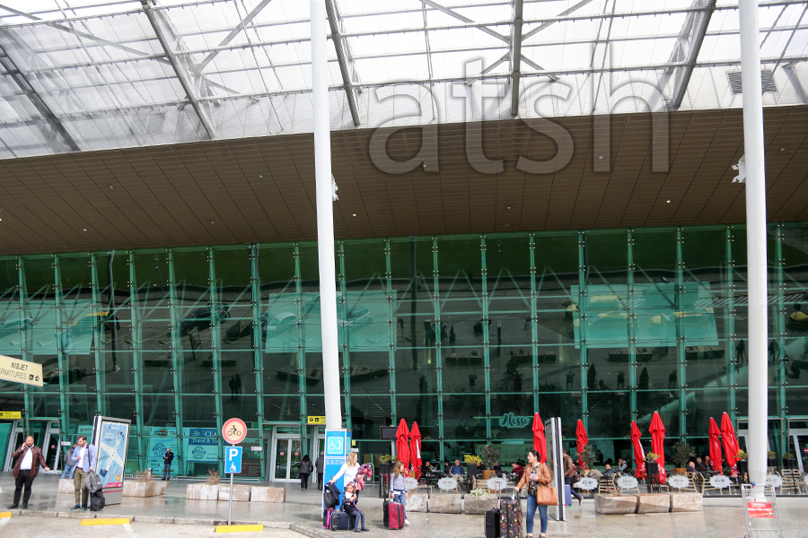 Aeroporti Ndërkombëtar i Rinasit mirëpriti 2.8 milionë pasagjerë gjatë 4-mujorit