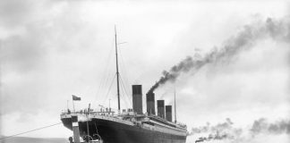 100 vite më parë ”Titanic”-u nisi udhëtimin e parë dhe të fundit