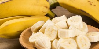 Pse Duhet të Hani një Banane në Ditë – Çfarë i Ndodh Organizmit