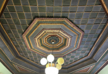 Tradita e tavaneve dekorative në banesat karakteristike të Beratit