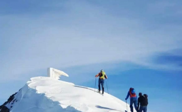 Dëbora e parë në malin e Gramozit