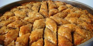 Kur Duhet t’ja Hidhni Shërbetin Bakllavasë?