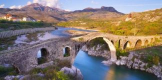 Ura e Mesit, një perlë e arkitekturës osmane