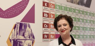 Elvana Milo, përvojë 42-vjeçare në mësimdhënie për lëndën e kimisë